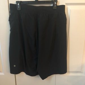 Lululemon T.H.E. Short Men’s size L